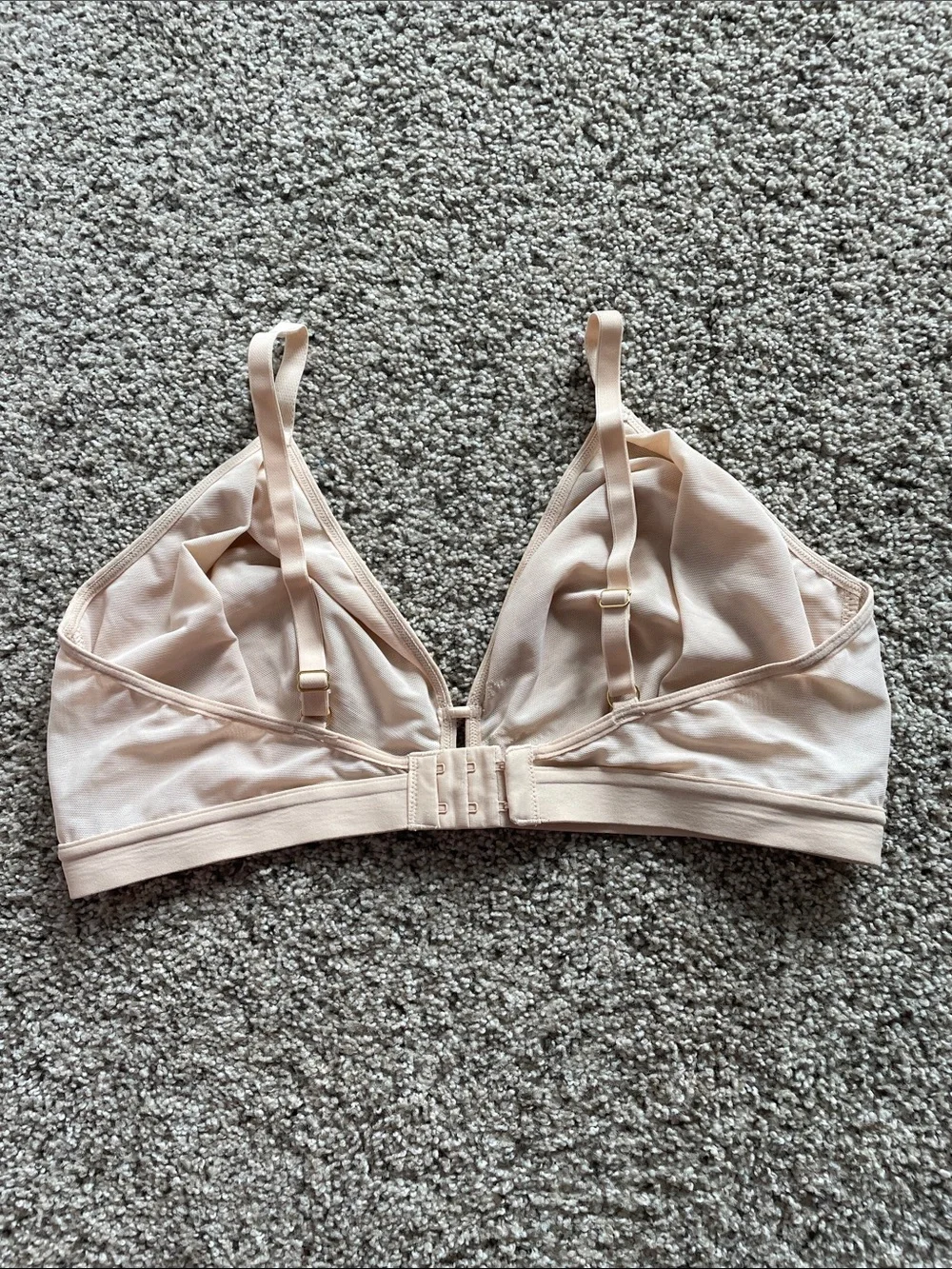 All.you Lively Beige Wireless V-Plunge Everyday Mesh Bra size 3